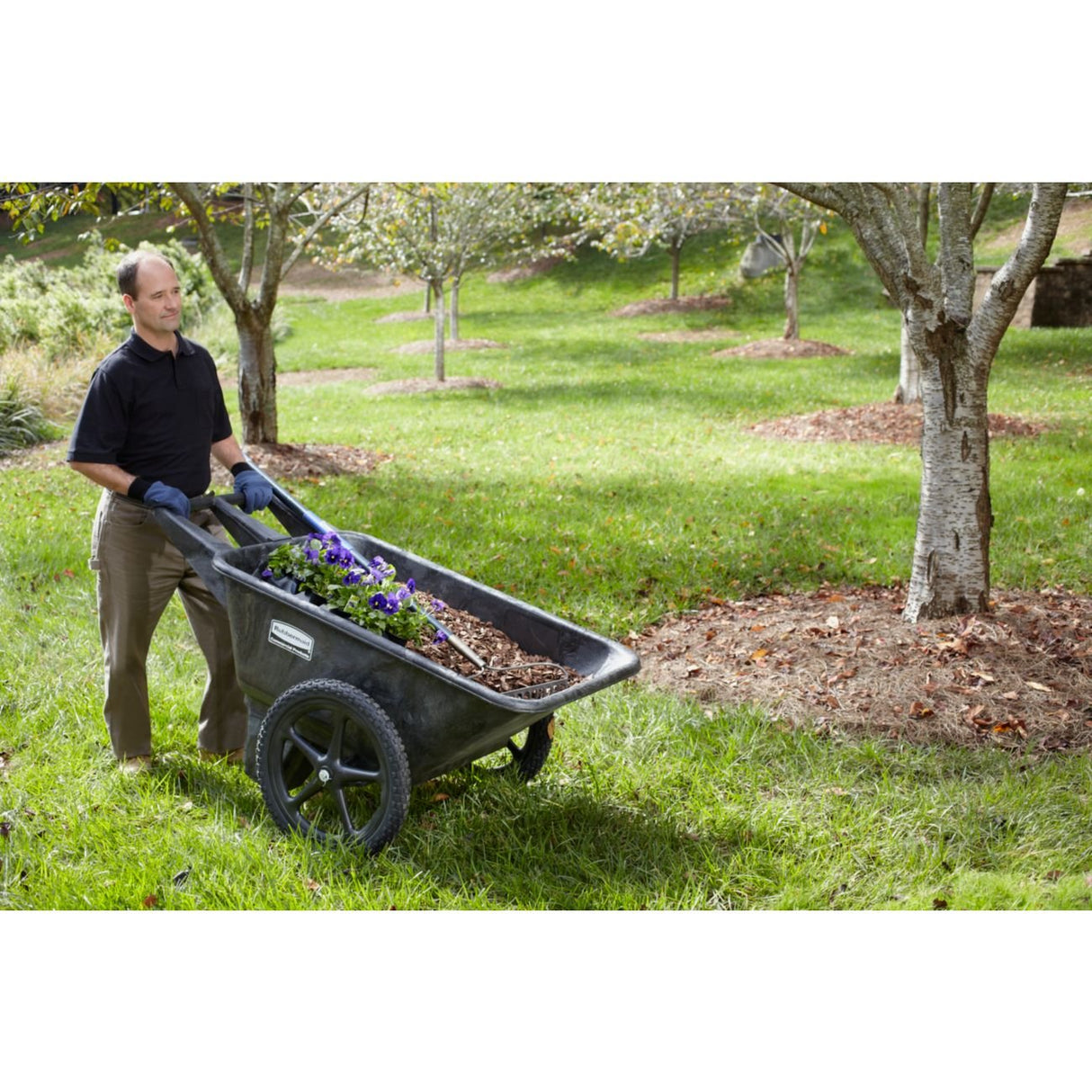 Rubbermaid Commercial Products 8.75 Cubic Foot, All-Weather, Big-Wheel Cart/Yard Cart/Lawn Cart/Wheelbarrow, Yardwork/Landscaping/DIY Projects, Durable/Weather Resistant, Black Rubbermaid Commercial Products