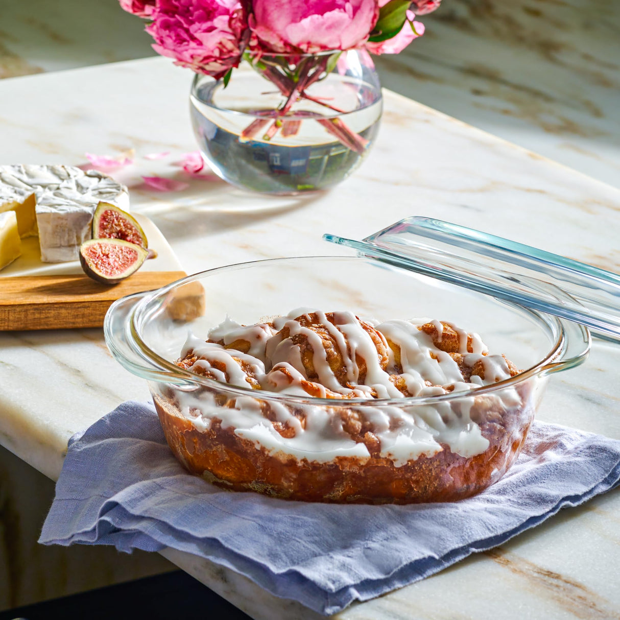 6-Piece Glass Tureen Dishes for Oven with Lids, Durable Borosilicate Glass Covered Bakeware Set, Microwave Safe, Versatile Round Glass Baking Dishes for Oven with Lid. Clear Lead-Free Casserole Cookware. Le'raze