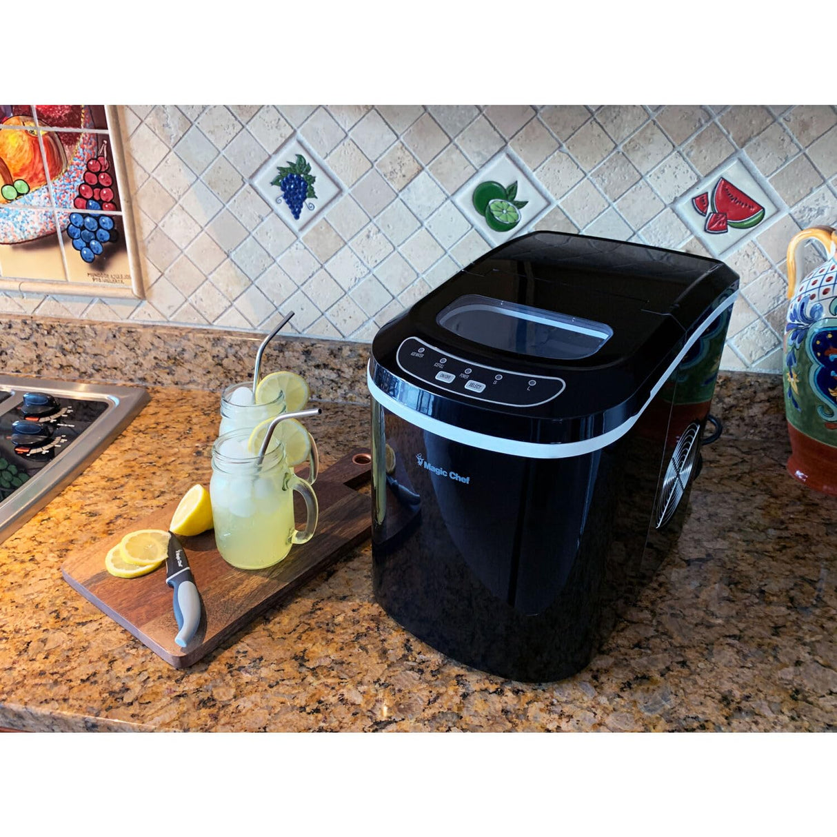 Magic Chef Portable Countertop Ice Maker, Small Ice Maker for Kitchen or Home Bar, Tabletop Ice Maker for Parties, 27-Pound Capacity, Black Magic Chef