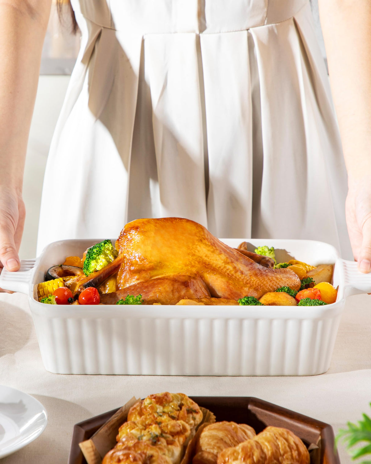 MALACASA 4.4 QT Baking Dish, 9x13 Large Casserole Dish for Oven, Ceramic Baking Pan, Rectangular Lasagna Pan Deep with Handles for Baking, Durable Microwave Oven Safe, White, Series BAKE-BAKE MALACASA