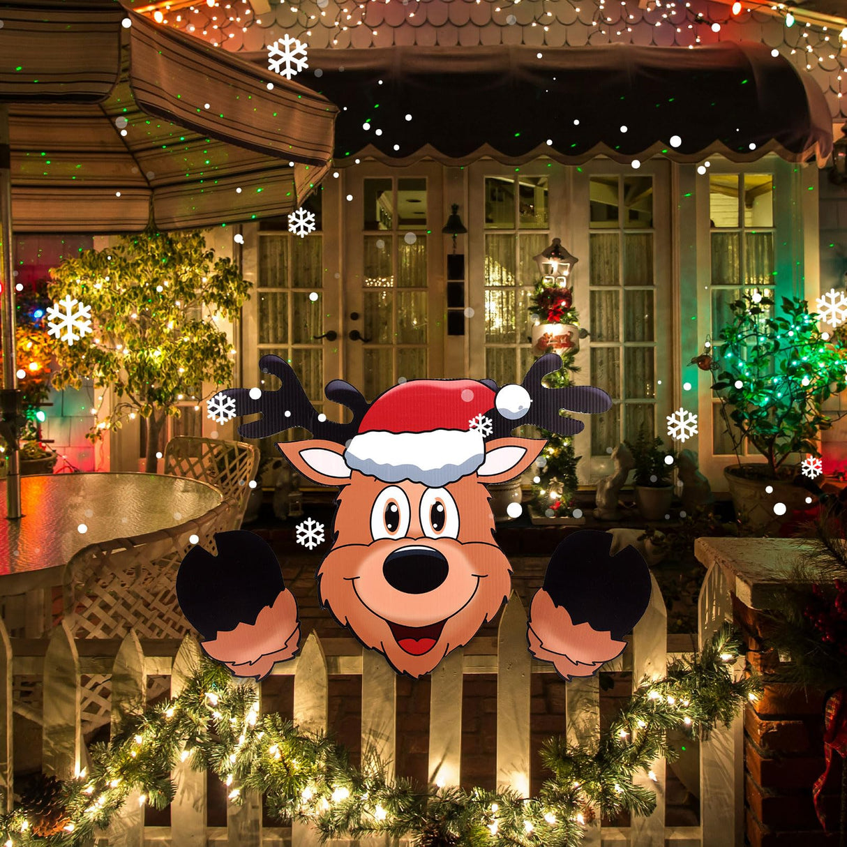 Christmas Fence Peeker Decoration, Over The Fence Holiday Outdoor Yard Reindeer Peeker for Garden Fence PEUTIER