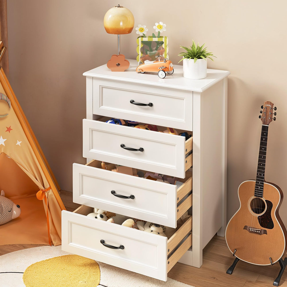 Gizoon Dresser for Bedroom with 4 Drawers Wooden Chest of Drawers for Closet Dresser Storage Unit Organizer for Hallway Living Room and Office, White Gizoon