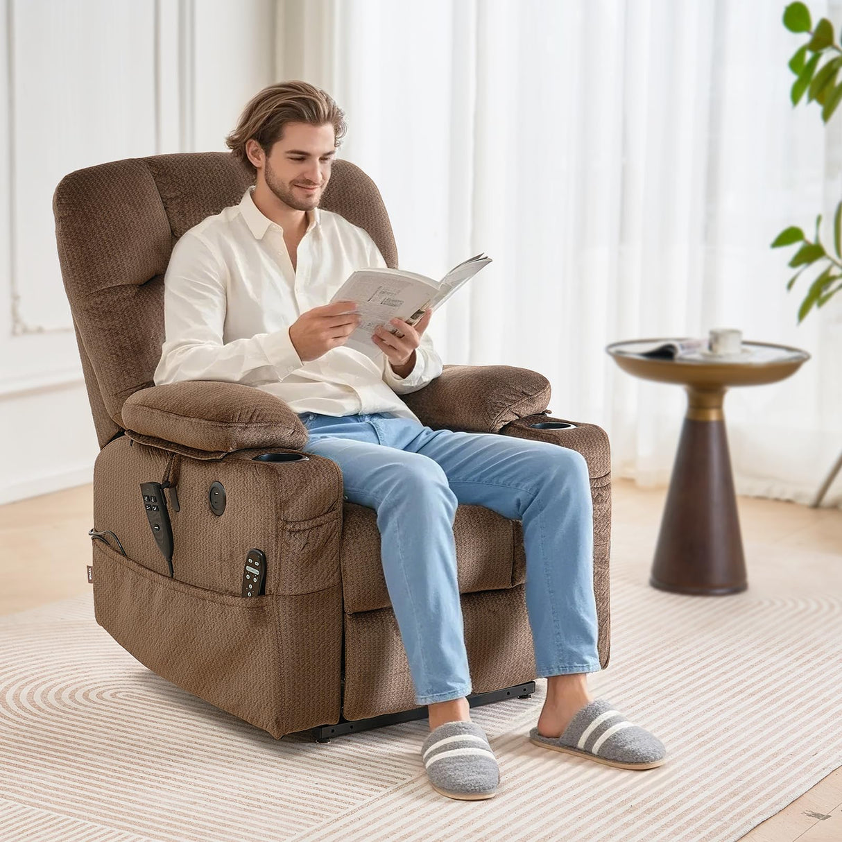 VEVOR Power Lift Recliner Chair, Dual Motor Lift Chair with Heat and Massage for Elderly, 2 Cup Holders and USB Port Infinite Position Adjustment Electric Recliner (Large, Brown) VEVOR