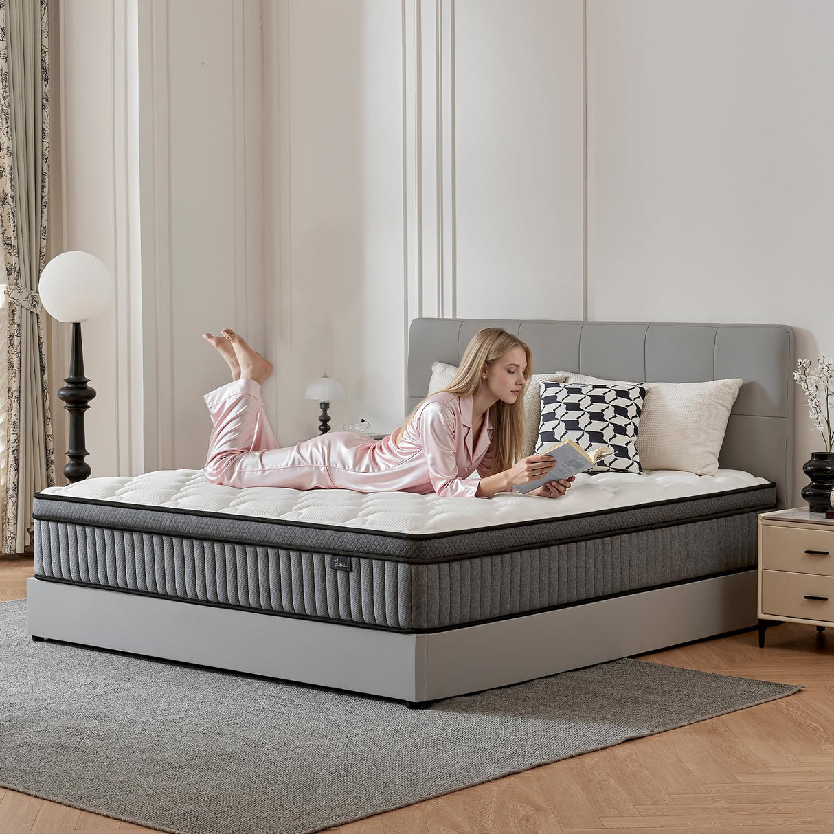 12 Inch Queen Mattress in a Box, Hybrid Cooling Gel Memory Foam & Pocketed Coils, Medium Firm, CertiPUR-US Certified, Pressure Relief, Motion Isolation Zentilla