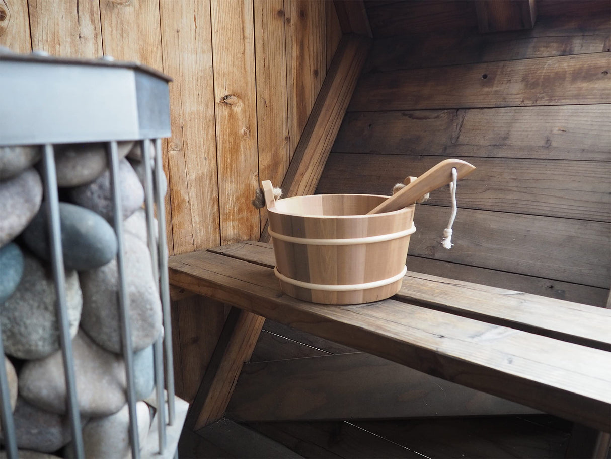 HSE Cedar Sauna Bucket & Ladle (4L, Red Cedar) Home Sauna Experience