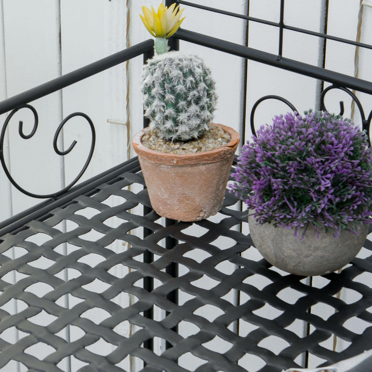 Outsunny Folding Potting Bench Table, Metal Garden Workstation, Work Bench with Large Build-in Bag with Cover, 5 Hanging Hooks & Storage Shelf, Flourishes Outsunny