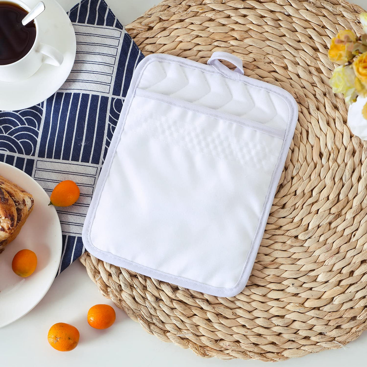 Anyi Pot Holders and Oven Mitts 7" X 9" Heat Resistant Pocket Pot Holder Set Feature of Non Slip Kitchen Hot Pad Oven Mitts, 3-Pack (White) Anyi