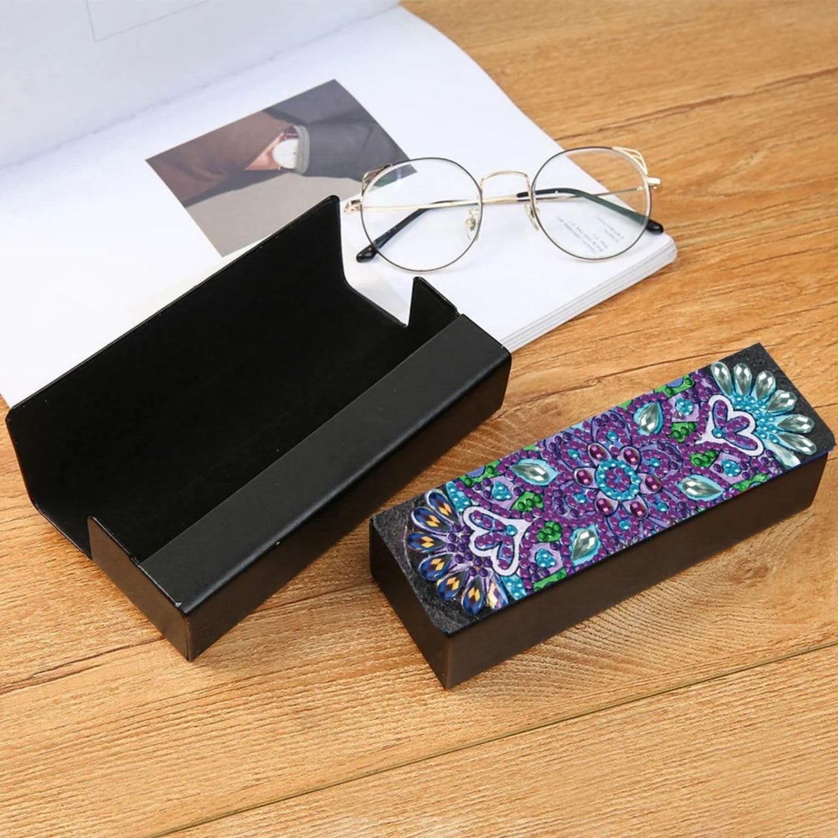 ARTopet Diamond Art Painting Eye Glass Case Portable Retro Sunglasses Glasses Storage Box Anti-Stress for Travel Sunglass (Mandala) ARTopet