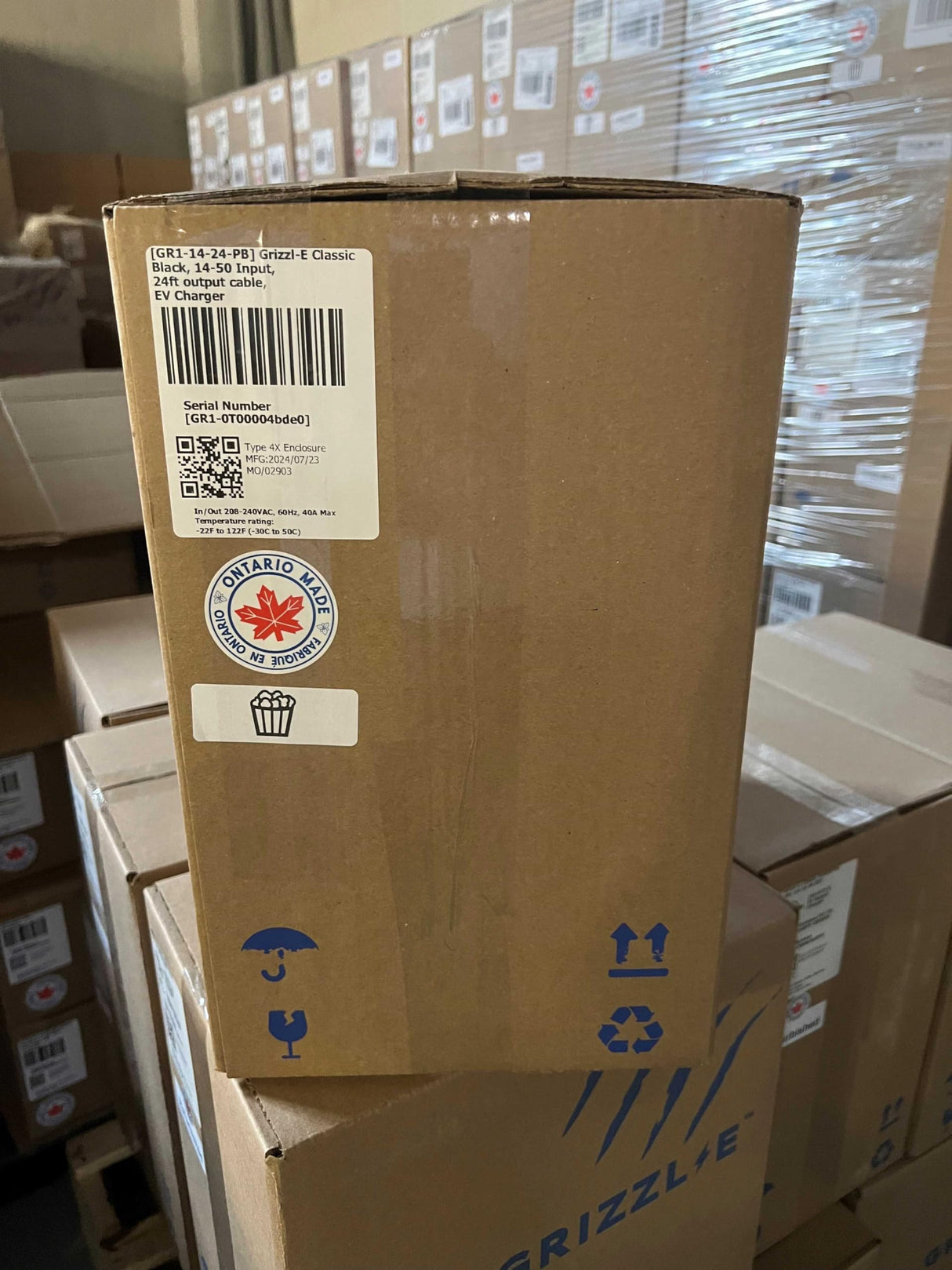 Grizzl-E Classic, Level 2 240V / 40A Electric Vehicle (EV) Charger, UL Certified, Metal Case Enclosure, Indoor/Outdoor Electric Car Fast Wall Charging Station, NEMA 14-50 Plug, Classic Black Grizzl-E