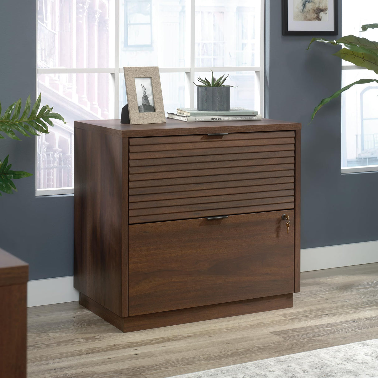 Sauder Englewood Lateral file, L: 30.87" x W: 19.29" x H: 29.25", Spiced Mahogany finish Sauder