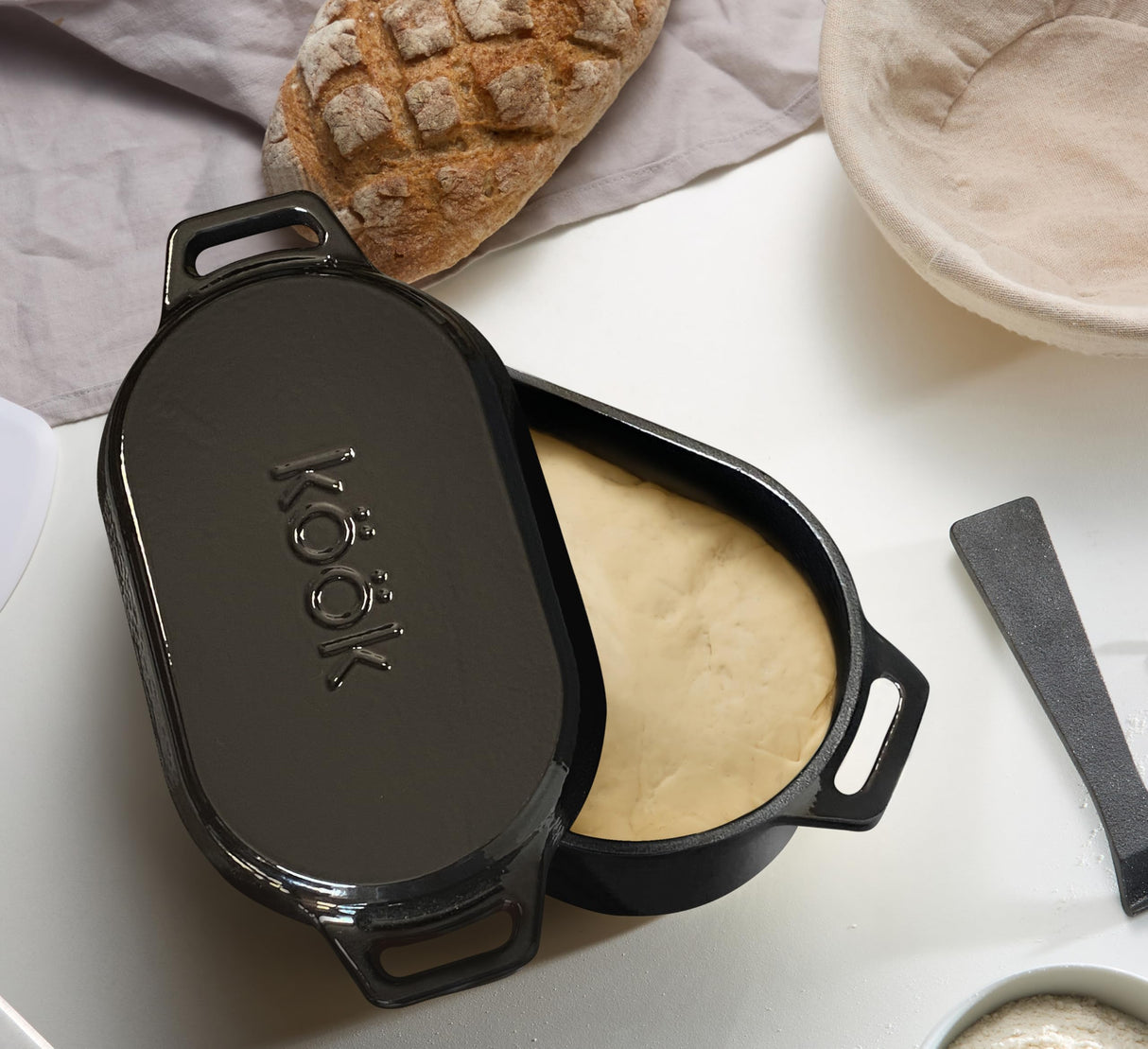 KooK Dutch Oven, Oven for Sourdough Bread Baking, with Lid, Dual Handles, Enameled Cast Iron, includes Lid Lever, Great for Baking Bread, Cooking and Roasting, Dishwasher Safe, 3.4 Qt, Black KooK