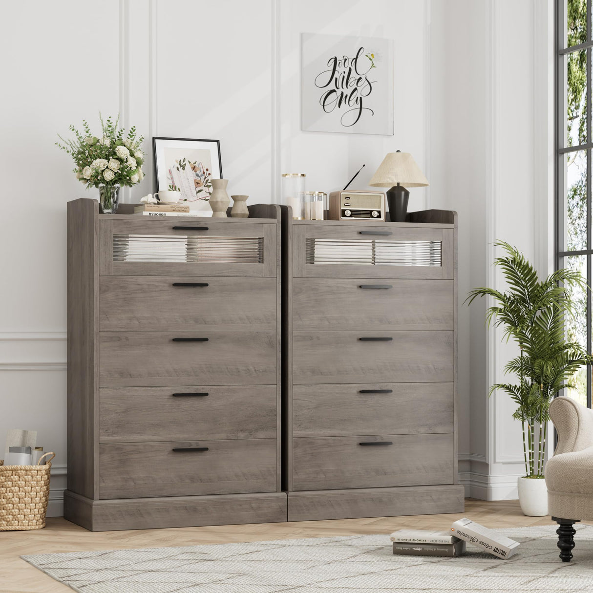 HOSTACK Modern 5 Drawer Dresser, Tall Dresser Chest of Drawers with Metal Handles, Wood Dressers Storage Cabinet with Anti-Drop Fence & Fluted Glass for Living Room, Entryway, Ash Gray HOSTACK