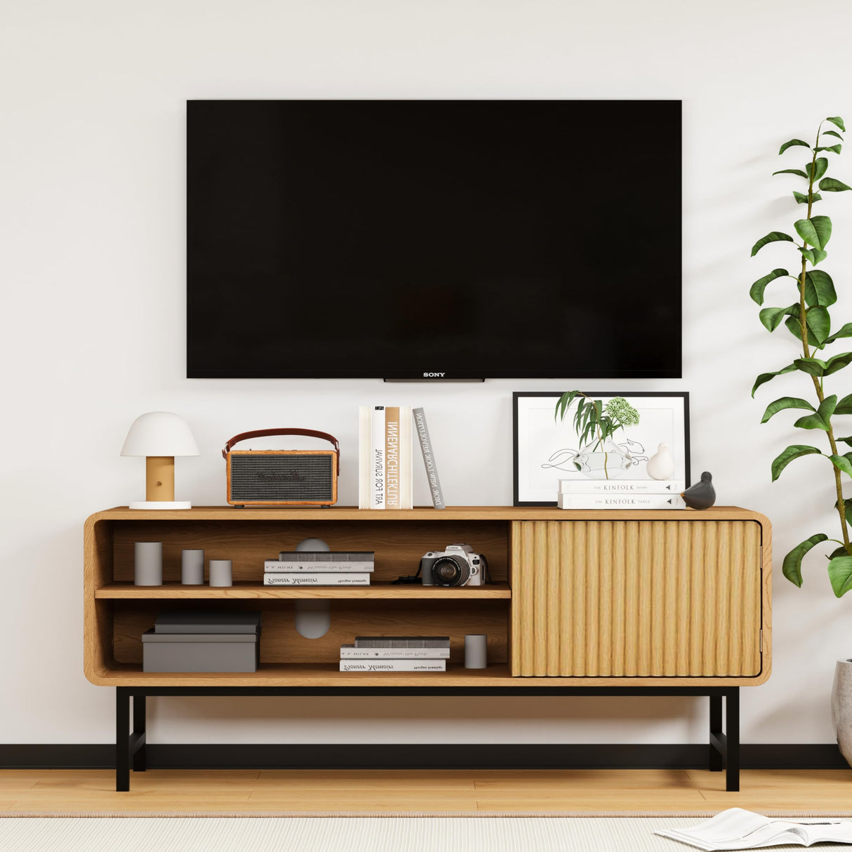 Gyger TV Stand,Mid Century Modern Entertainment Center with 2 Open Shelves,Farmhouse TV Media Console Table for Living Room,Bedroom,Television Stand up to 50 Inches,Yellow Oak Gyger