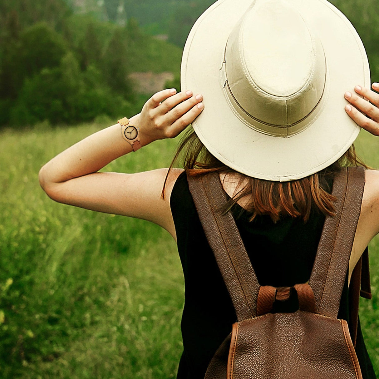 CUCOL Womens Wooden Bamboo Watches Leather Strap with Gift Box CUCOL