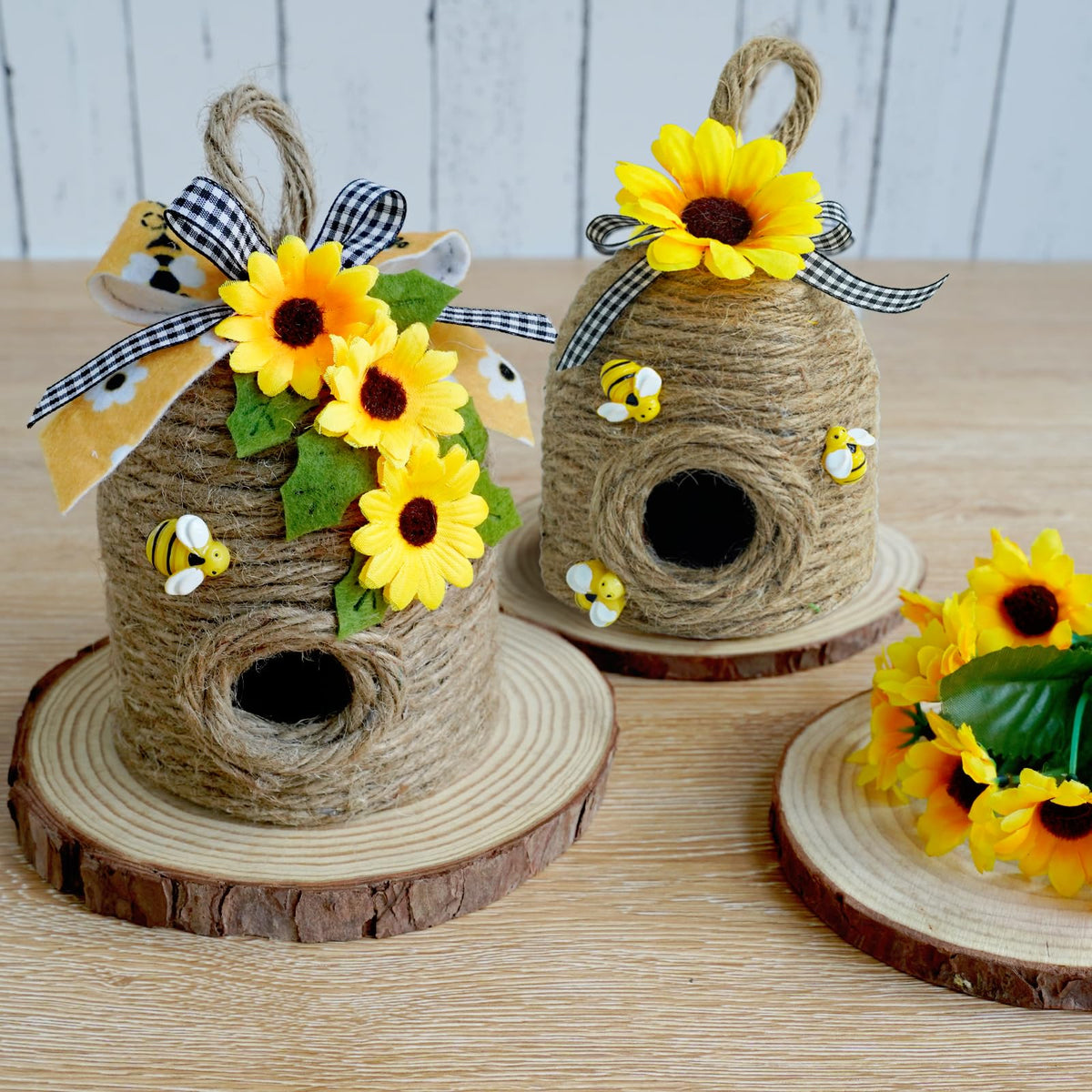 Bigger Bee Hive Decor,2 Pack Bumble Bee Rustic Decor Hive,Natural Bee House, Bumble Bee Theme Party Decor Spring Summer Rustic Farmhouse Kitchecn Table Decor, Honey Bee Tiered Tray Decor CRCZK
