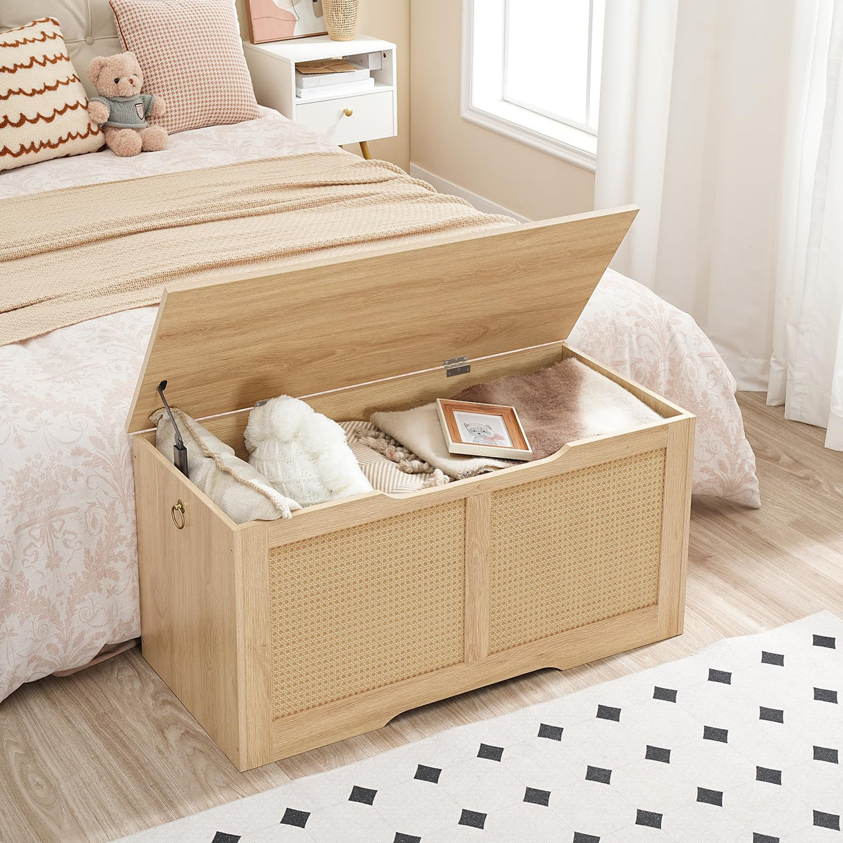 HOOBRO Storage Chest, 39.3" Storage Bench, Rattan-Like Storage Trunk, Sturdy Entryway Bench Supports 220 lb, Shoe Bench, Safety Hinge, U-Shaped Opening, Easy Assembly, Natural NL11CW01 HOOBRO