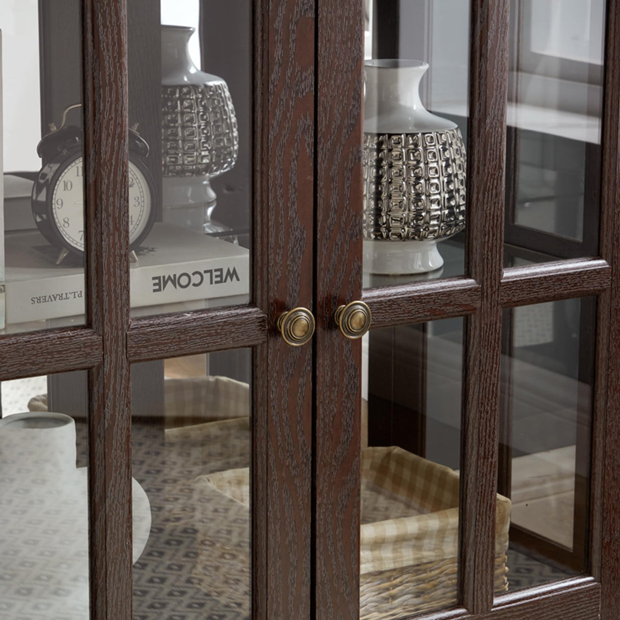 Mcltopz 2 Tiers Lighted Curio Glass Display Cabinet, 2 Lattice Doors Retro Curio Cabinet with Adjustable Shelves, Elegant Glass Display Cabinet Display Case Showcase Bookcase for Living Room (Cherry) Mcltopz