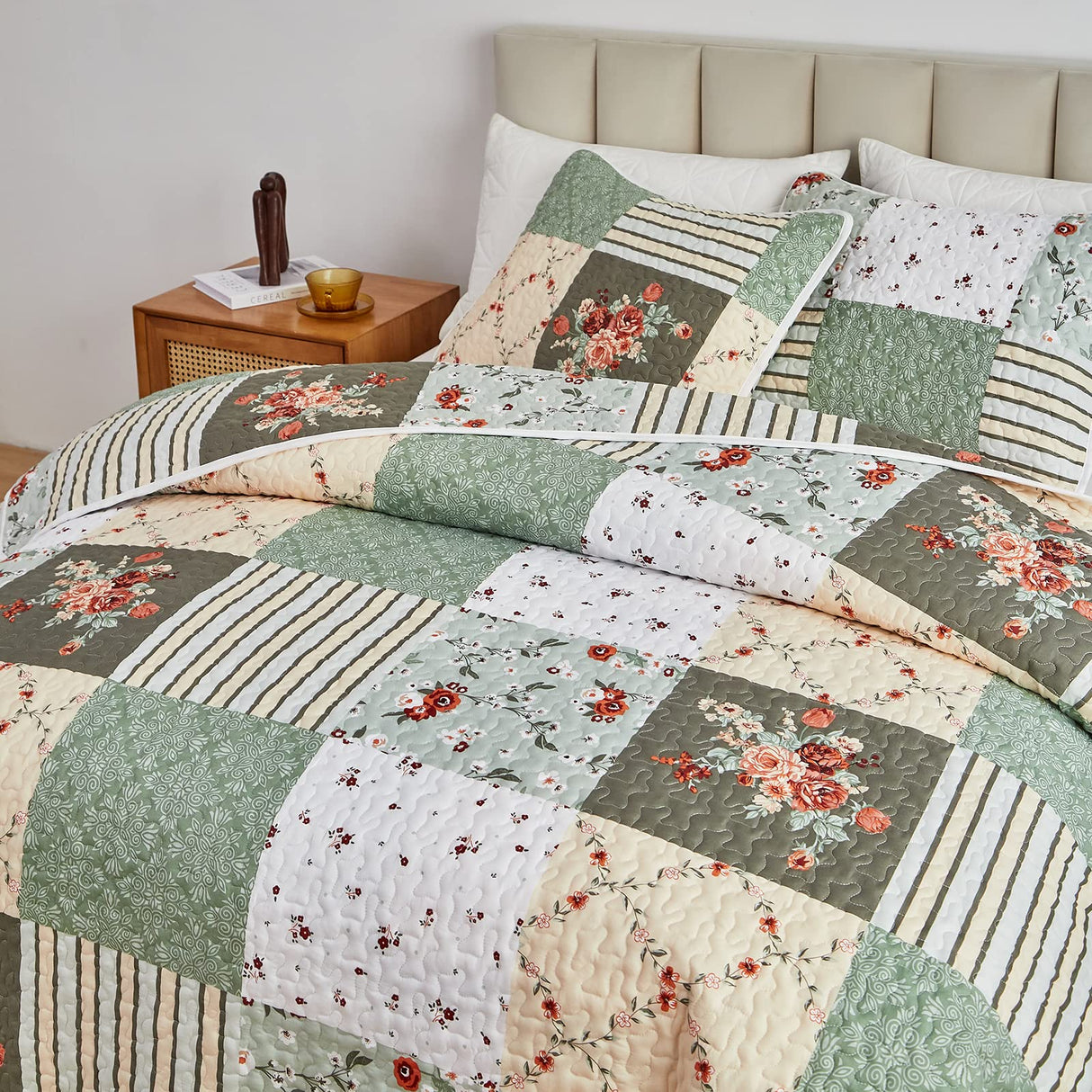 Patchwork Quilt Set Full/Queen Size, 3 Pieces Green Floral Plaid Summer Bedspread Coverlet Set, Soft Microfiber Reversible Lightweight Bed Cover for All Season (90" x 90", 1 Quilt+ 2 Pillow Shams) Flysheep