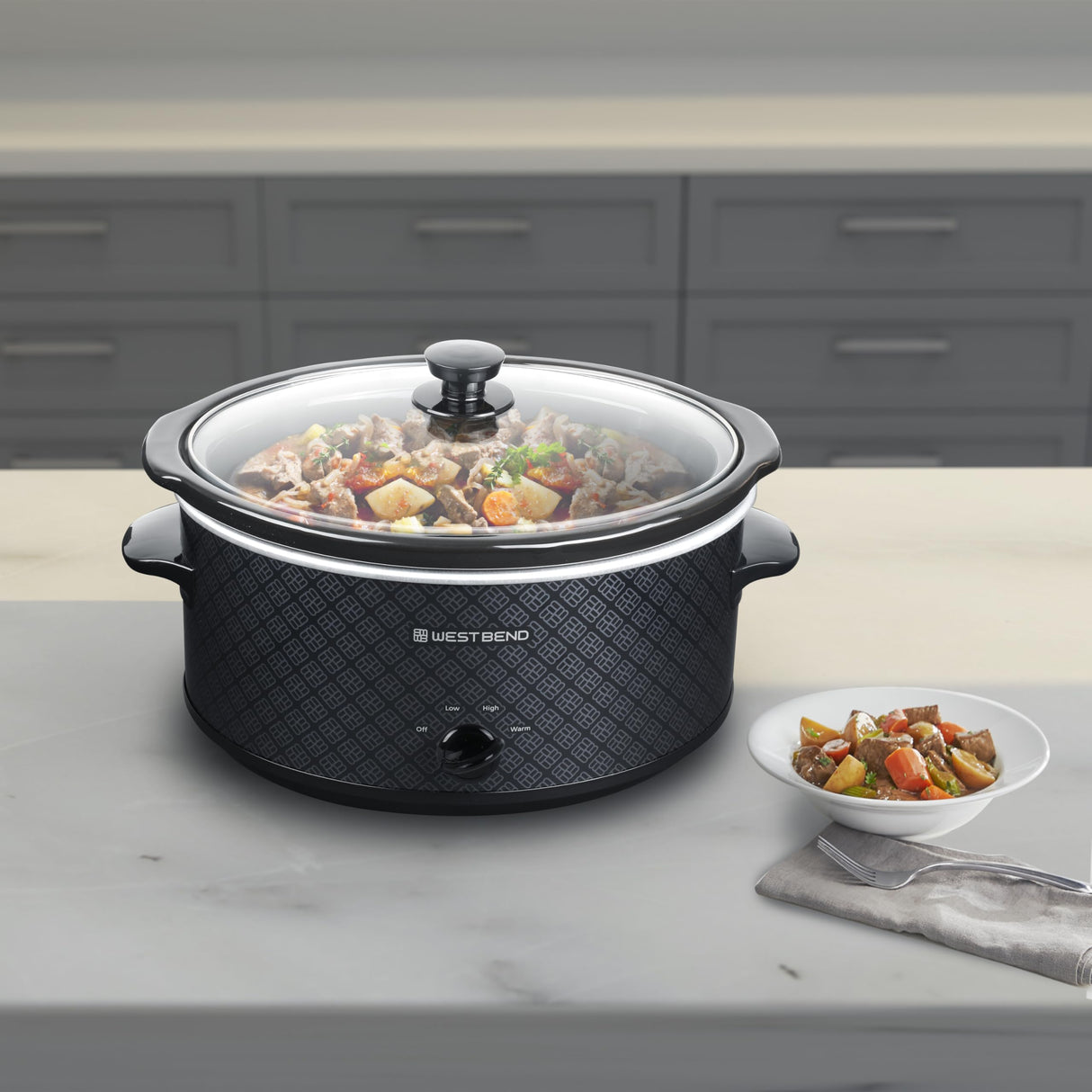 West Bend Slow Cooker 6-Quart Manual Crockery Style with Dishwasher Safe Oval Ceramic Crockpot and Glass Lid Two Temperature Settings Plus Keep Warm, 330-Watts, Black West Bend