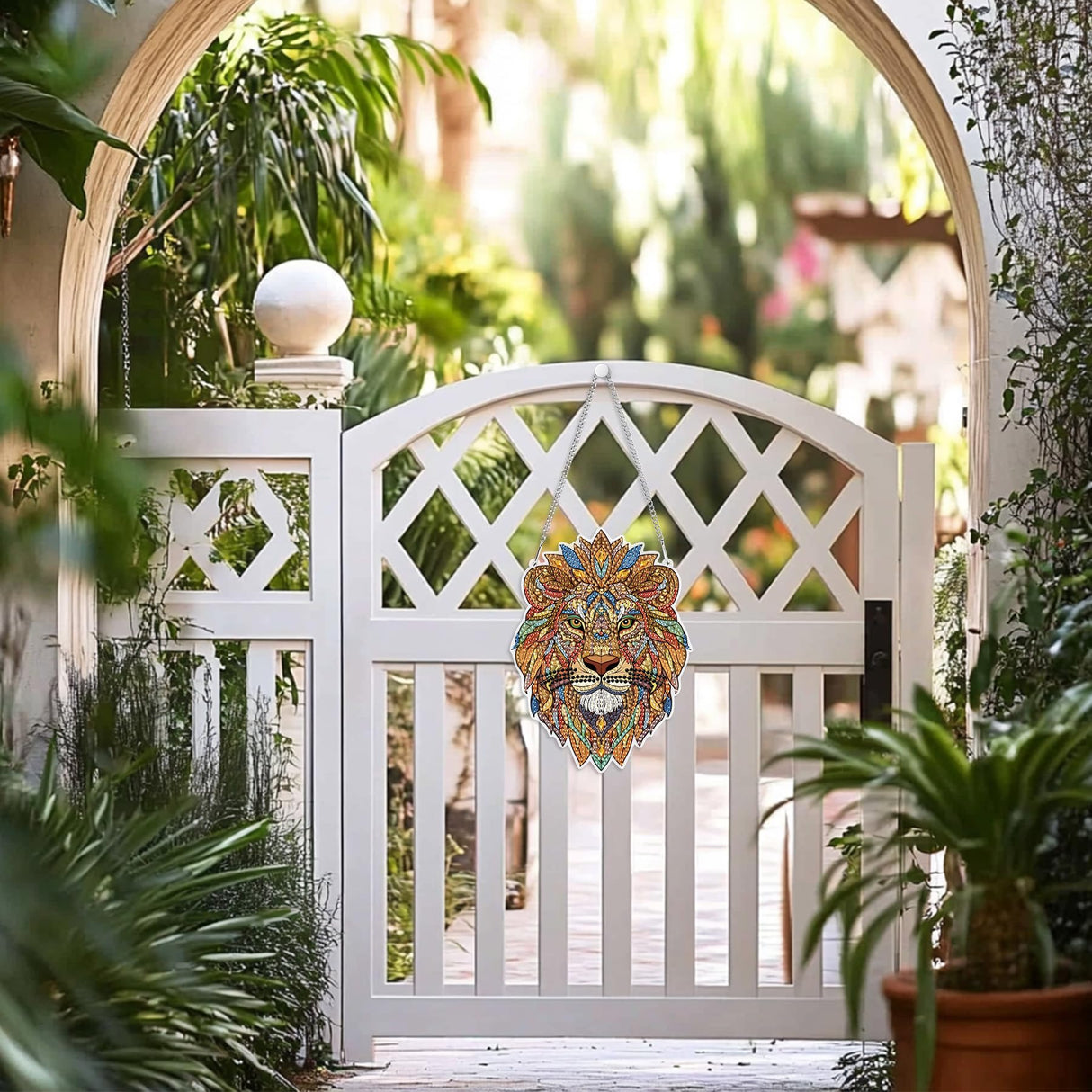 HEIBAGO Lion Hanging Diamond Art Kits for Adults, Special Shaped Crystal Diamond Painting Ornament Kit, DIY Double-Sided Pattern Window Pendant Gem Art Kit for Home Wall Decor 8.3x8.3inch HEIBAGO