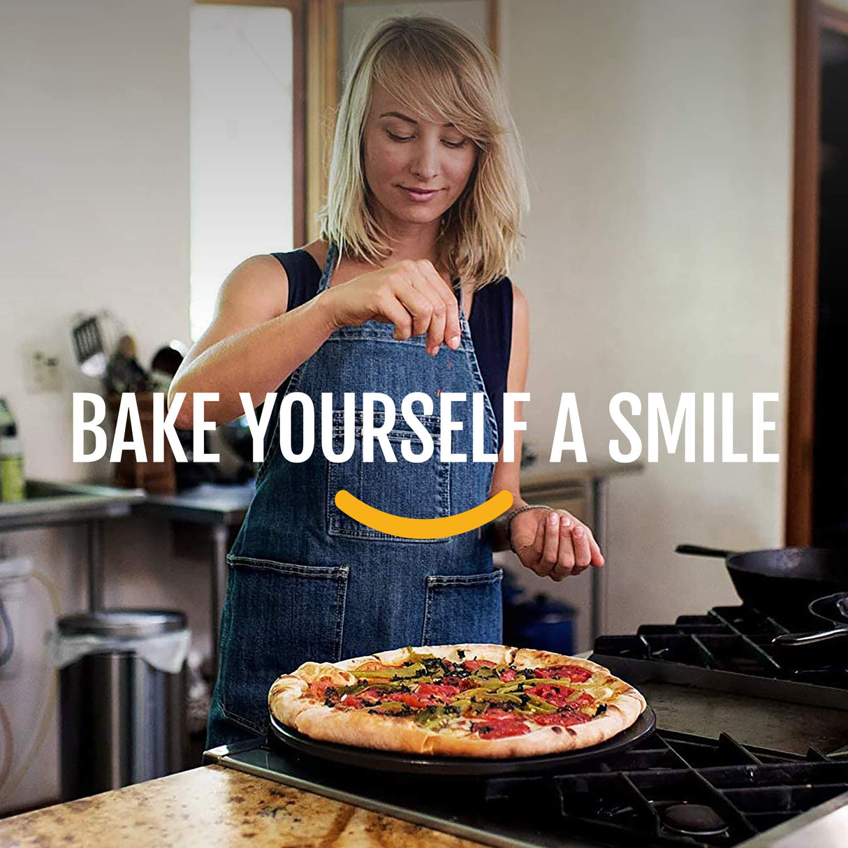 Heritage 15" Ceramic Pizza Stone Set - Non-Stick, Stain-Free with Bonus Cutter - Black Heritage Products