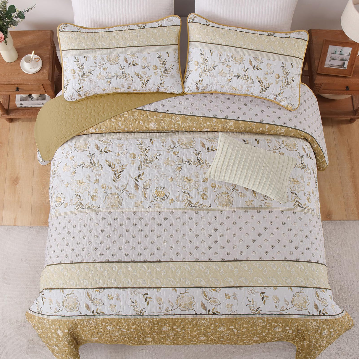 WONGS BEDDING Boho Floral Quilt Set King Size, Brown Patchwork Quilt Bedspread with Flower Botanical Leaves Printed, 3 Pieces Farmhouse Bedding Set for All Season(104"x90") WONGS BEDDING