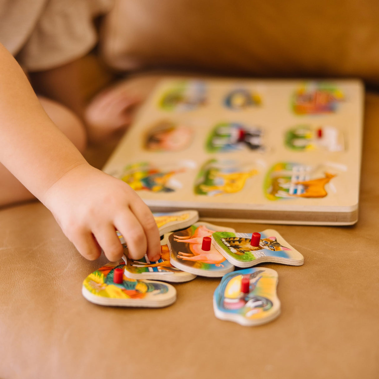 Melissa & Doug Farm Sound Puzzle - Wooden Peg Puzzle With Sound Effects (9 pcs) Melissa & Doug