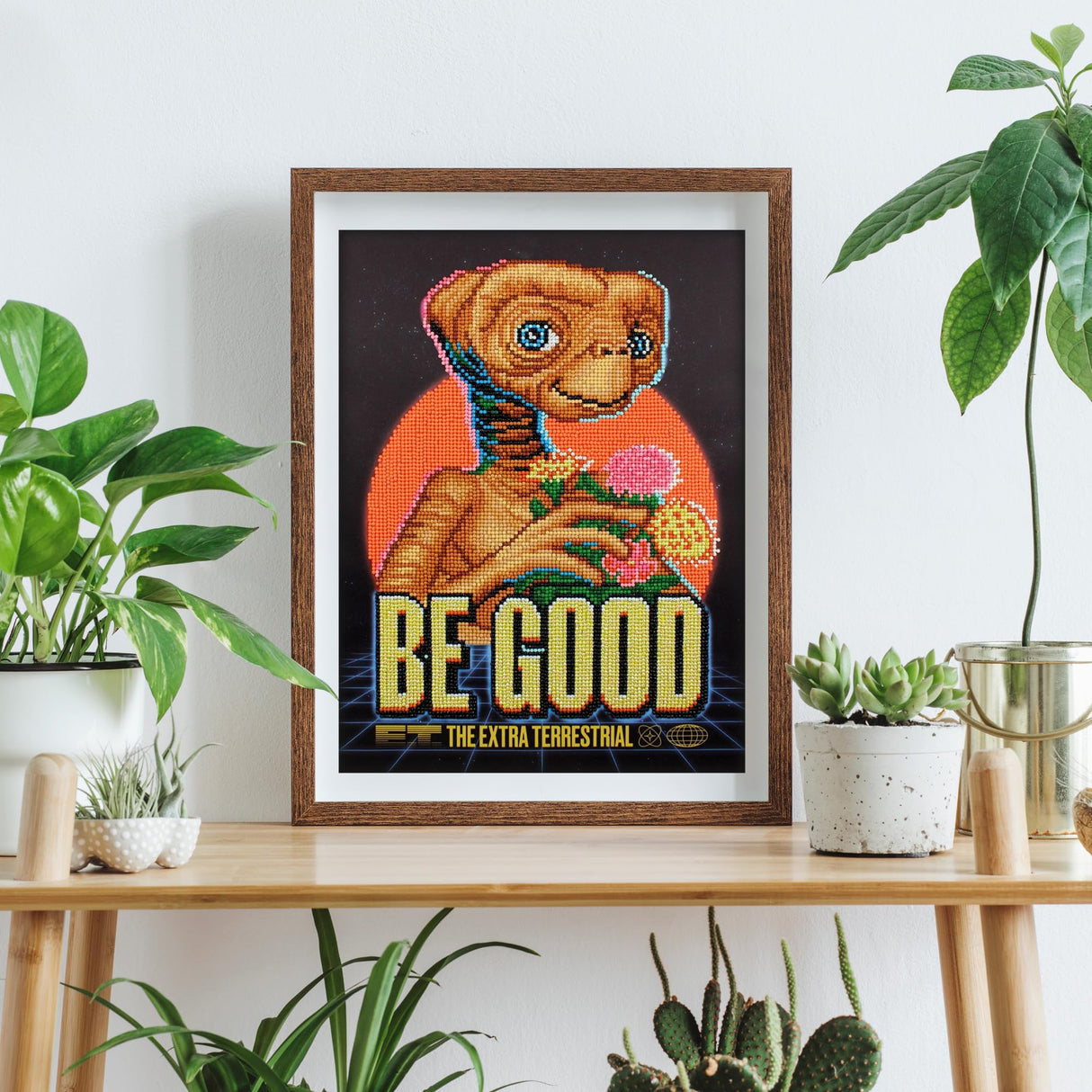 DIAMOND DOTZ Kit - E.T. Be Good - Diamond Painting Kit for Adults - Diamond Art Painting of E.T. the Extra-Terrestrial - Movie Diamond Painting Camelot Fabrics