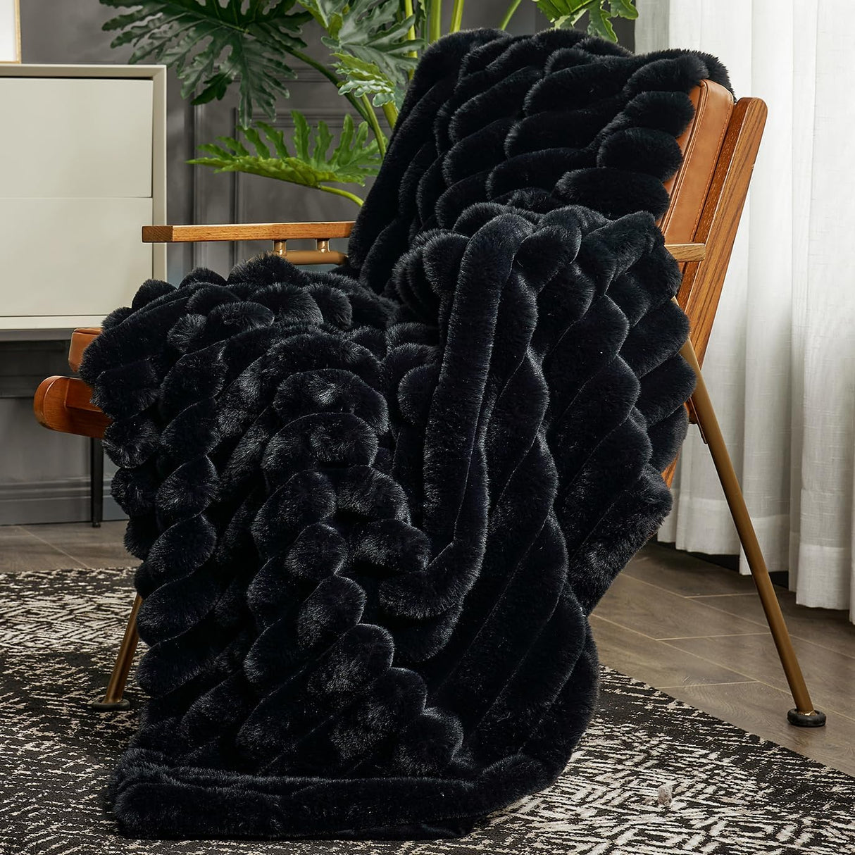 Cozy Bliss Faux Fur Throw Blanket for Couch, Cozy Warm Plush Striped Blanket for Sofa Bedroom Living Room, 50 * 60 Inches Black Cozy Bliss