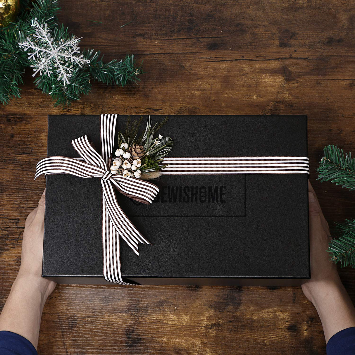 BEWISHOME Watch Box for Men Luxury Watch Organizer Faux Leather Watch Case with Jewelry Drawer, Real Glass Top, Metal Hinge, Brown SSH12Z BEWISHOME