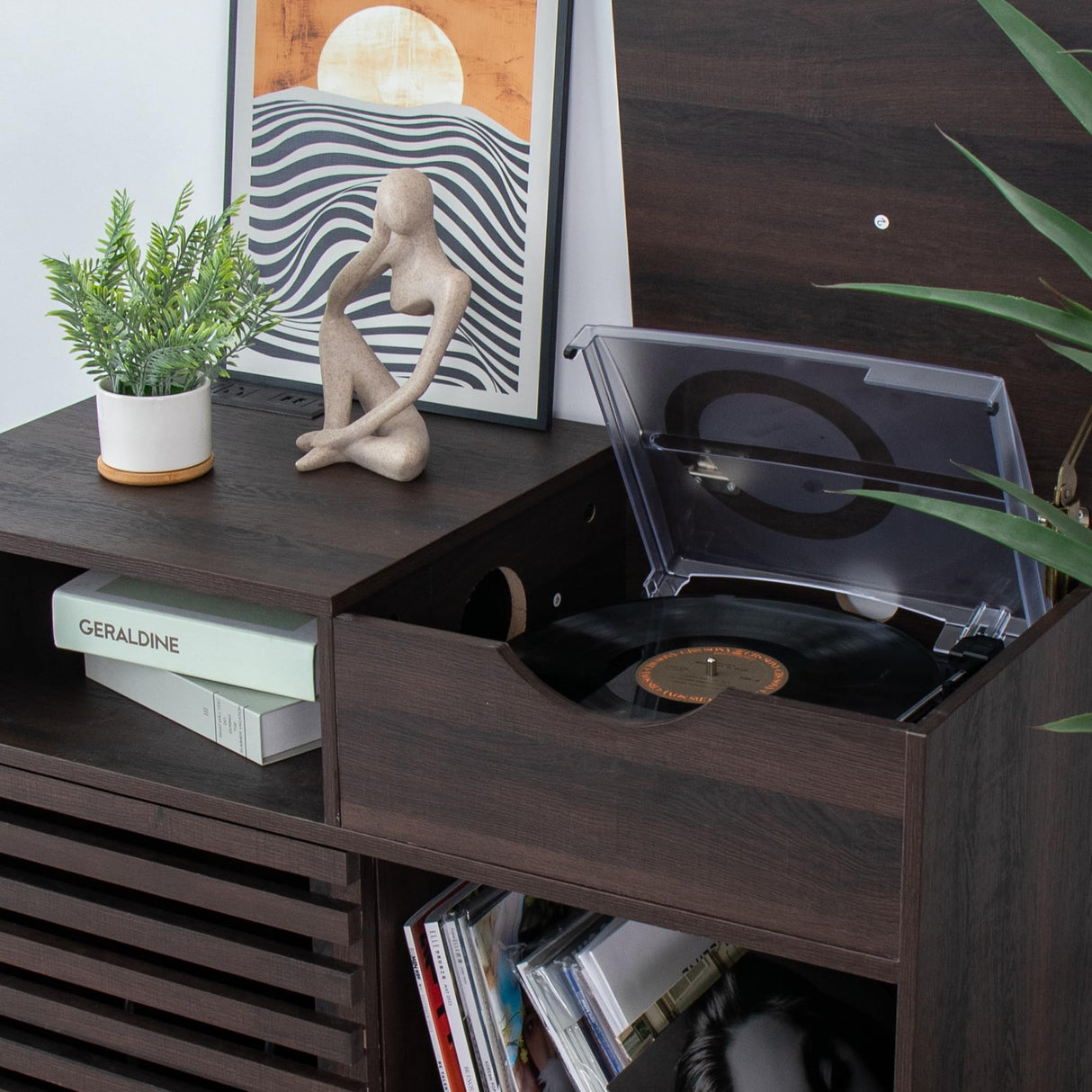 Lisicues Record Player Stand, Vinyl Record Cabinet with Power Outlet Holds Up to 200 Albums, Turntable Stand Table, Fluted Sliding Door, Living Room(Walnut) Lisicues