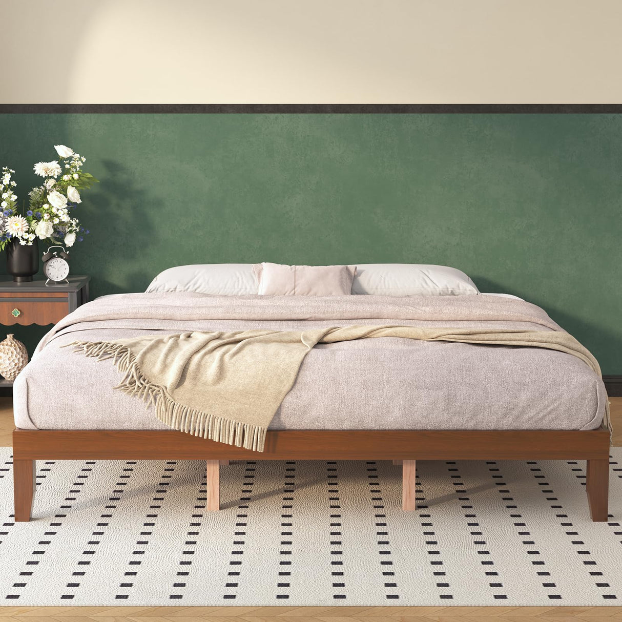 Natulliy King Bed Frames,Wood Platforms Bed with Wooden Slats Support,No Box Spring Needed,Easy Assembly,King,Pine Natulliy