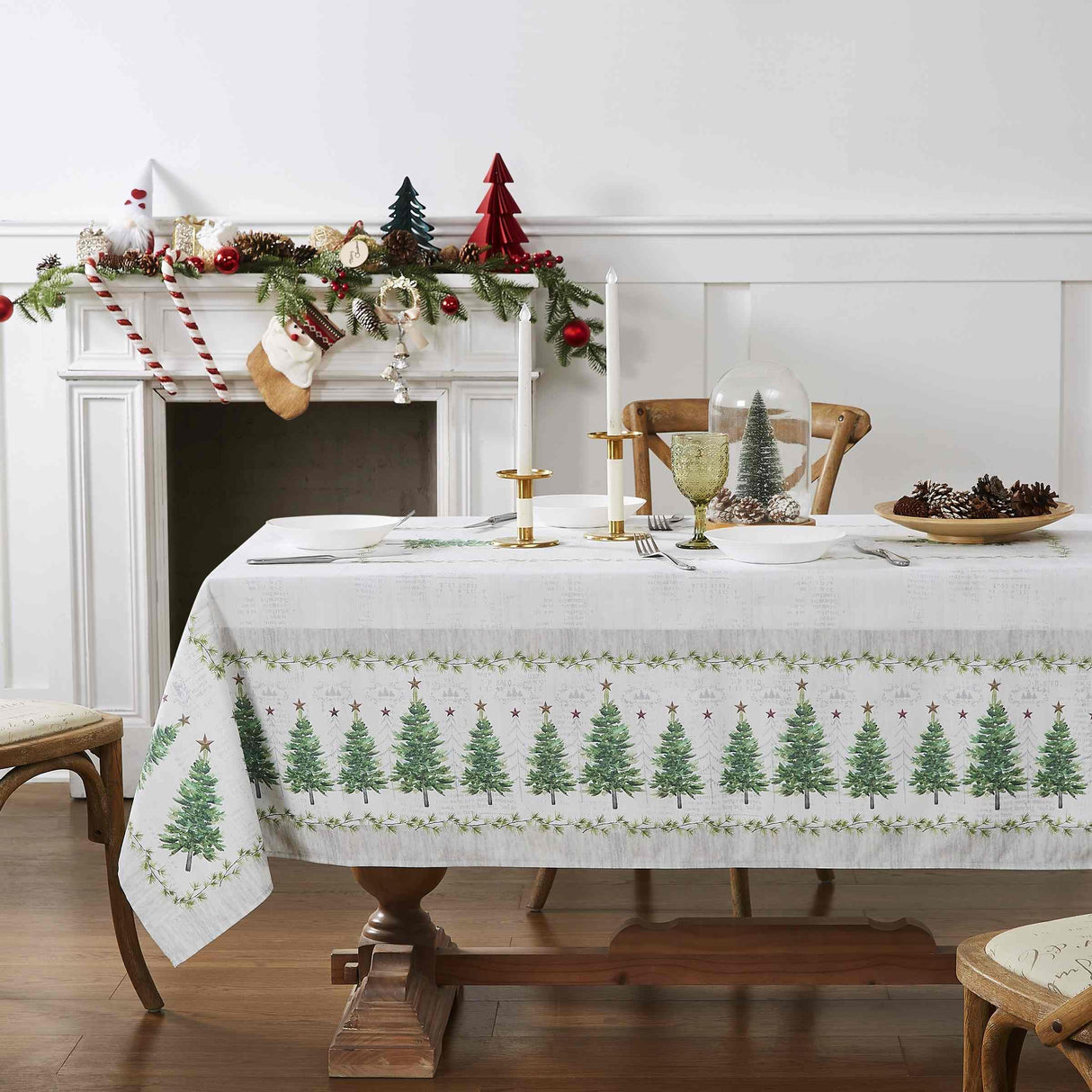 Avanti Linens - Tablecloth, Tabletop Accessories, Christmas Decorations, 52" x 70" (Trees Collection) Avanti Linens