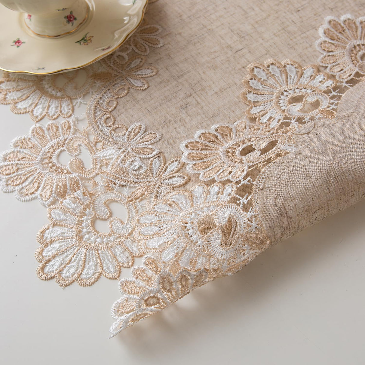 European Antique Jacquard Lace Table Doilies,Small Farmhouse Linen Embroidered Table Topper Scarf Place Mat RusticTable Cover (Flower Shape, Diameter 23.5Inch) VIRFONOR