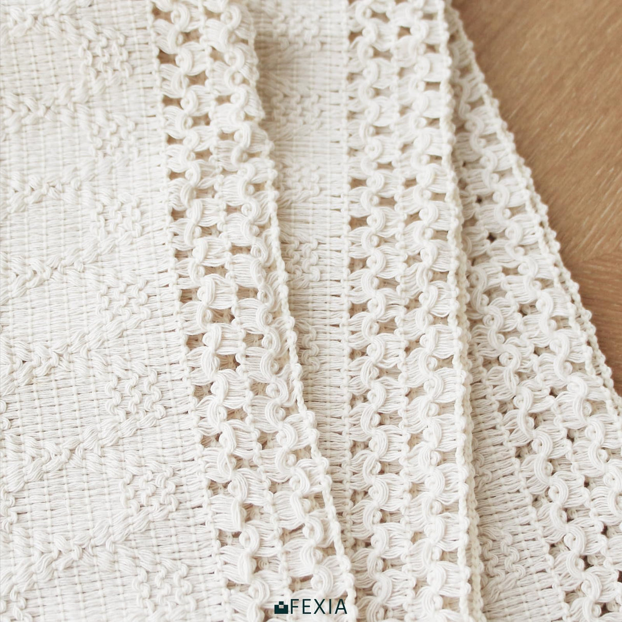 FEXIA Boho Macrame Table Runner with Tassels 36 Inches Long Cream for Farmhouse Home Decor Bohemian Dining Bedroom Decor Rustic Bridal Shower (12x36 Inches) FEXIA