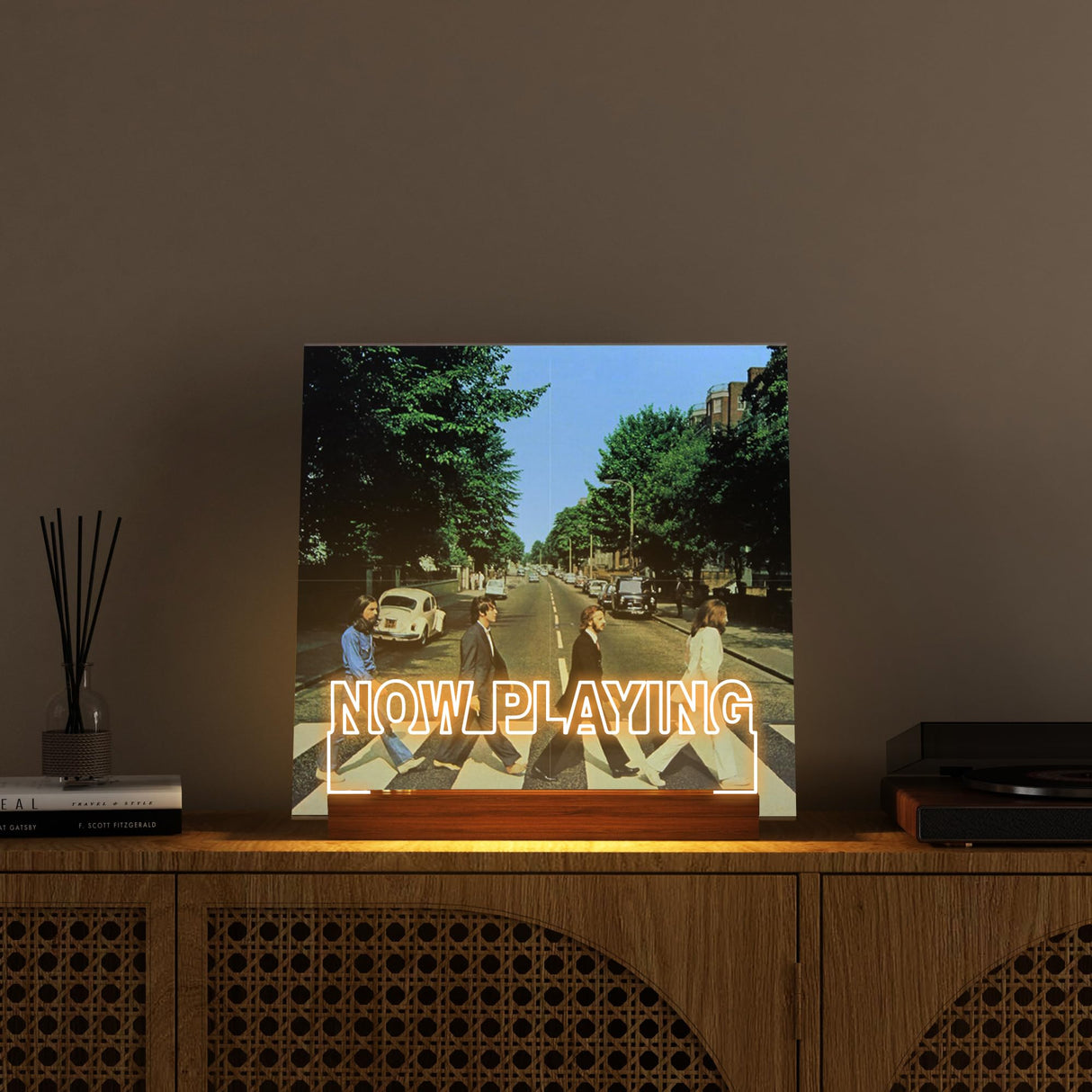 YuanDian Now Playing Vinyl Stand, Light up Now Spinning Record Stand, Wooden Acrylic Holder for Vinyl Album Display Storage, Vinyl Record LED Display Storage Collection Holder YuanDian