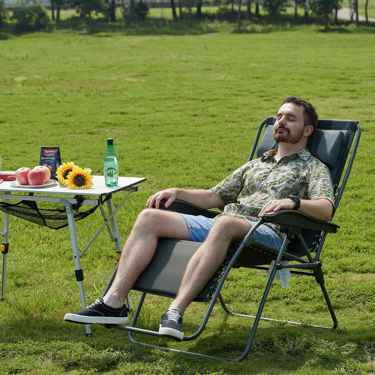 PORTAL Zero Gravity Oversized, Folding Reclining Patio, Full Padded Outdoor Foldable Lounge Chair with Adjustable Headrest, Support 350 LBS, Green PORTAL