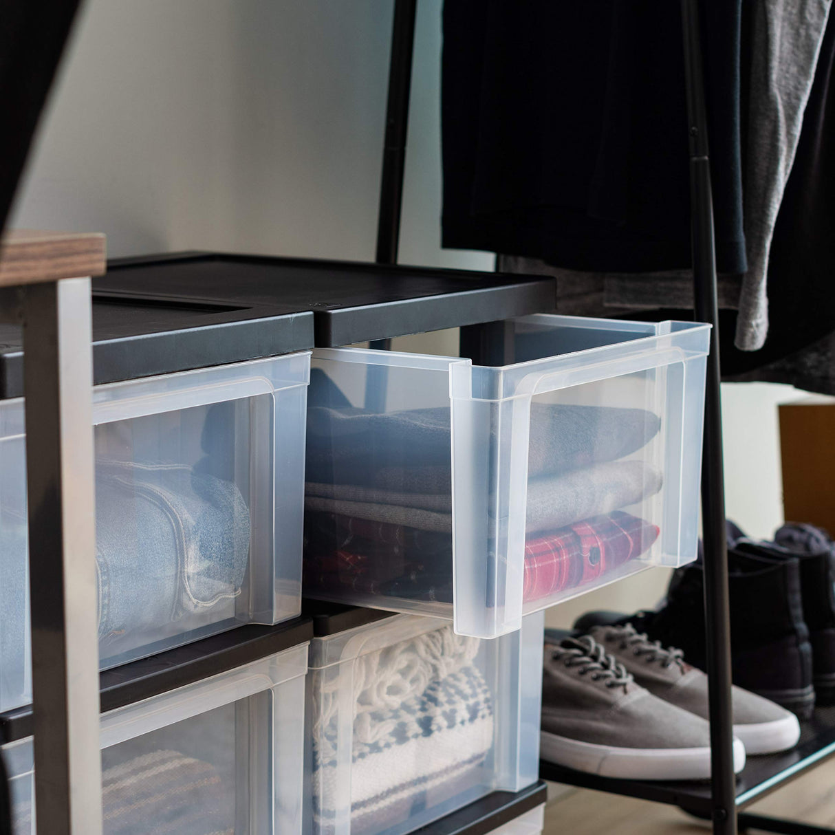 IRIS USA Plastic 3-Drawer Storage Organizer Rolling Cart, with Wheels Casters, 2-Pack, for Classroom Art Supplies Dresser Closet Bathroom Dorm Bedroom Laundry Room, Slim Narrow, Black/Clear IRIS