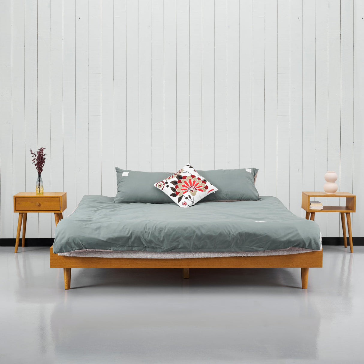 NTC Fly Queen Wooden Bed Frame - Solid Oak & Rubber Wood with Silent Slats, Rustic Oak Finish NTC