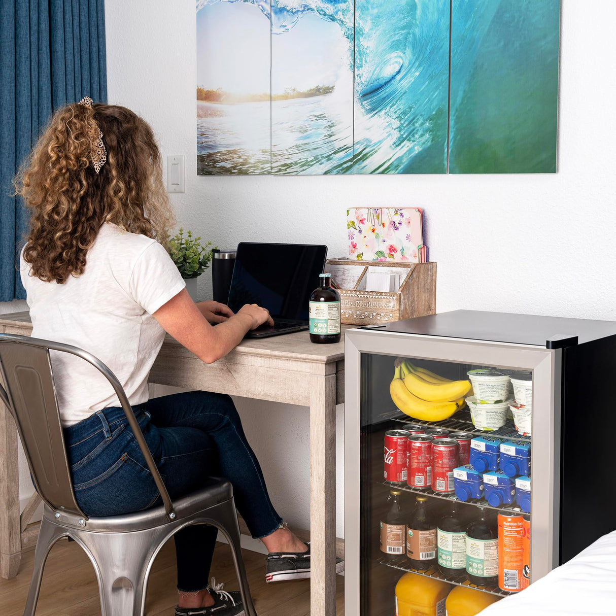 NewAir Mini Refrigerator and Cooler - 177 Mini Cans or 126 Regular Can - Drink Dispenser with Adjustable Shelves and Glass Door - Mini Fridge for Wine, Beer or Soda- Ideal for Dorm, Office, Bar NewAir