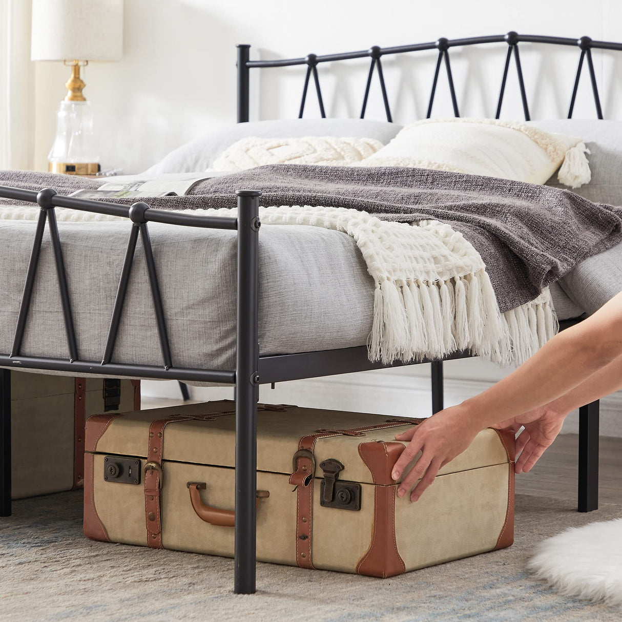 VECELO Queen Size Bed Frame, Bohemian Style Headboard,Queen Platform Mattress Base/Underbed Storage Space/No Box Spring Needed, Heavy Duty Bed Frame, Black VECELO