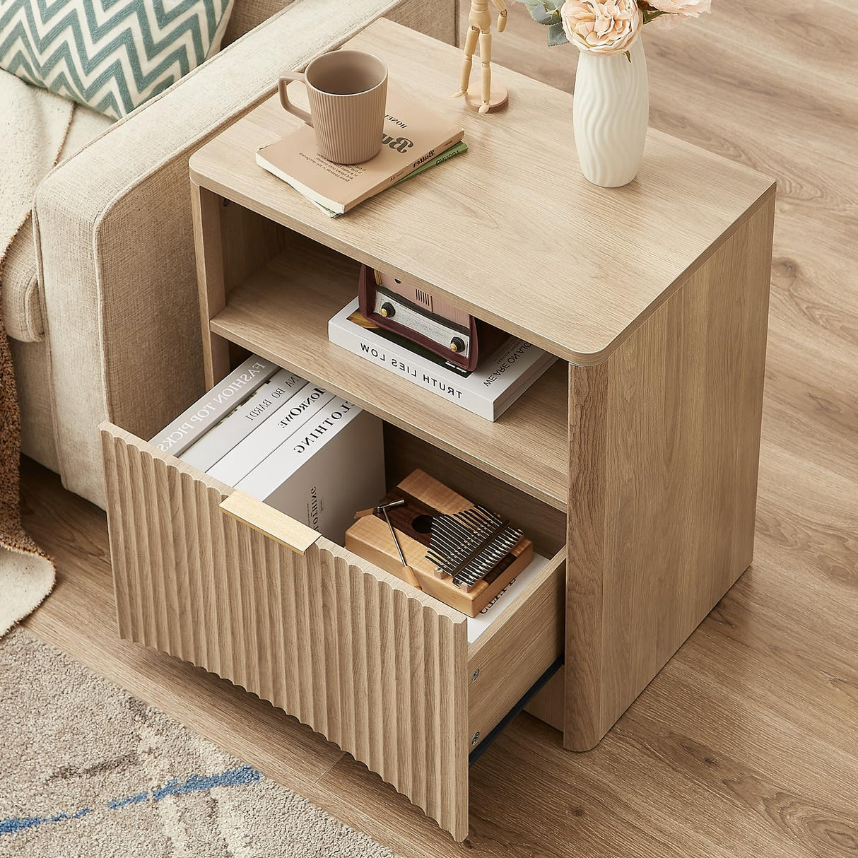 Evermagin Fluted Nightstand Set of 2, Natural Oak Bedside Table with Drawer and Storage, Wood Night Stand Mid Century Modern, Large End Table for Bedroom Evermagin