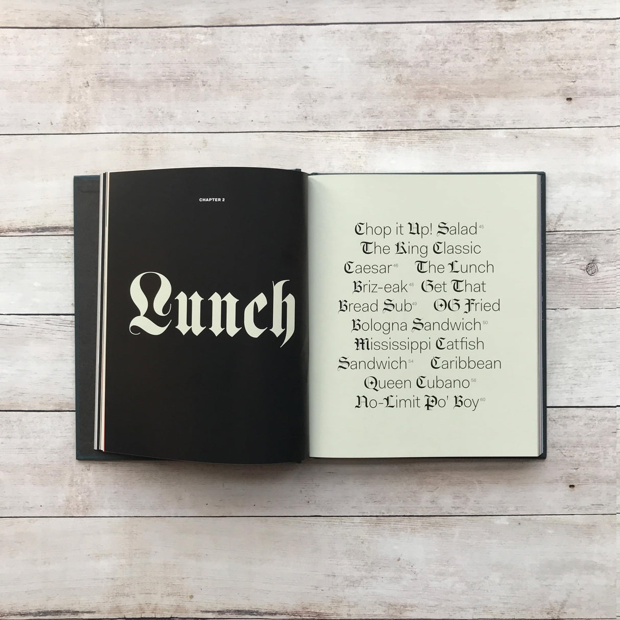 From Crook to Cook: Platinum Recipes from Tha Boss Dogg's Kitchen (Snoop Dogg Cookbook, Celebrity Cookbook with Soul Food Recipes) (Snoop Dog x Chronicle Books) Chronicle Books