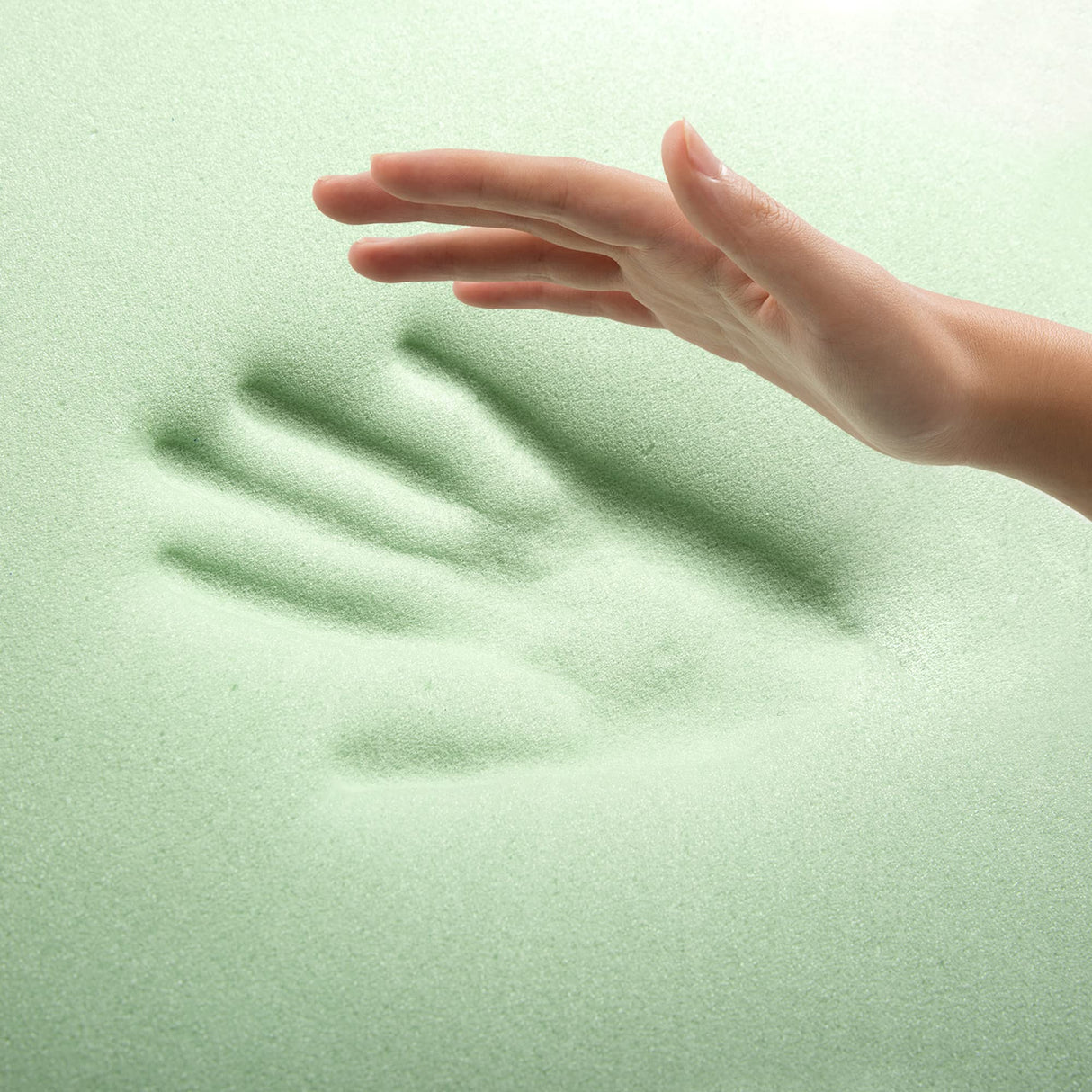 ZINUS 8 Inch Green Tea ActivFresh(R) Memory Foam Mattress, Twin, Mattress in A Box with Compact WONDERBOX Packaging, CertiPUR-US Certified Zinus