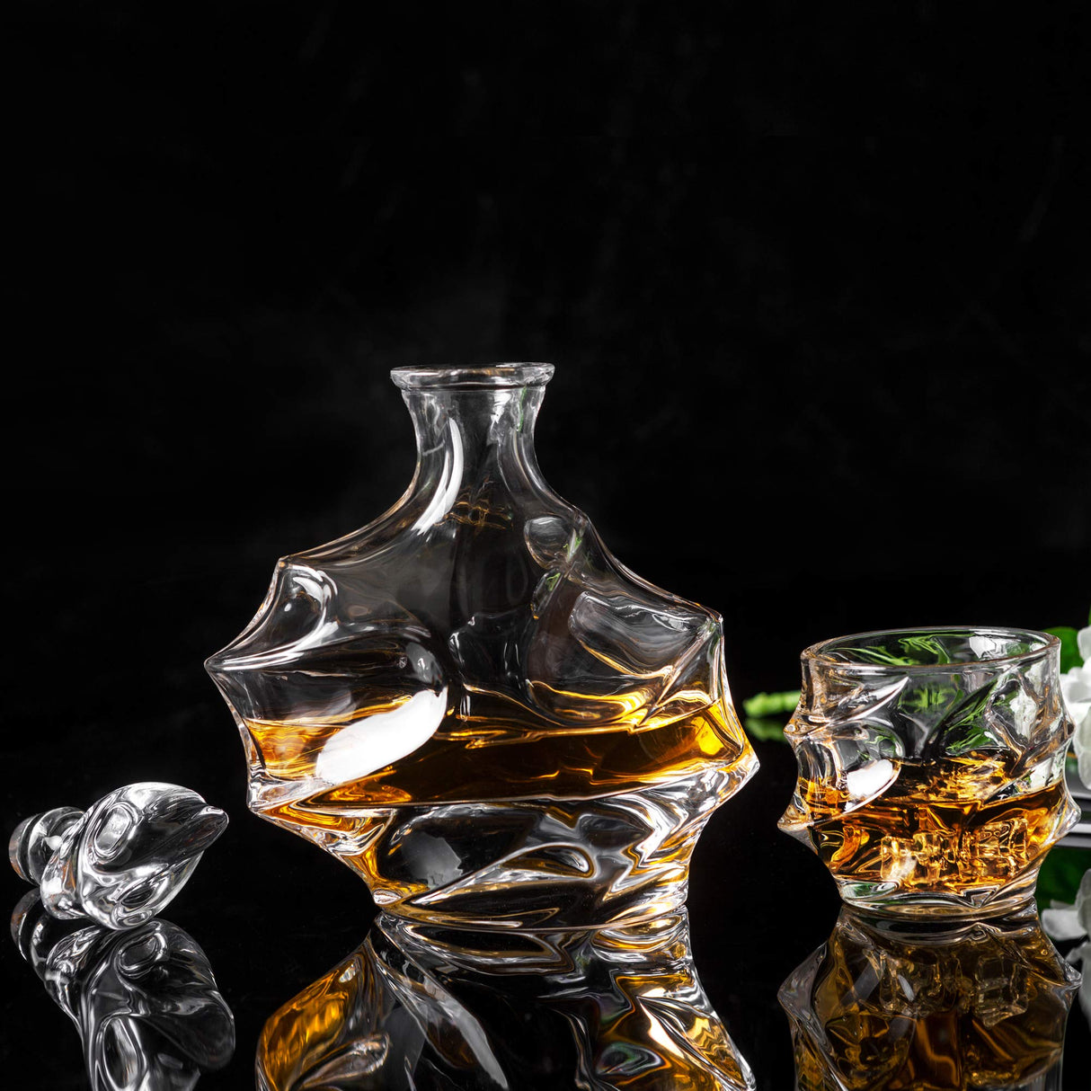 KANARS Crystal Whiskey Decanter Set, 27 Oz Emperor Decanter with Old Fashioned Glasses for Liquor Bourbon Scotch Tequila Snifter, Unique Christmas Gifts for Men Dad Grandpa Brother Adult KANARS