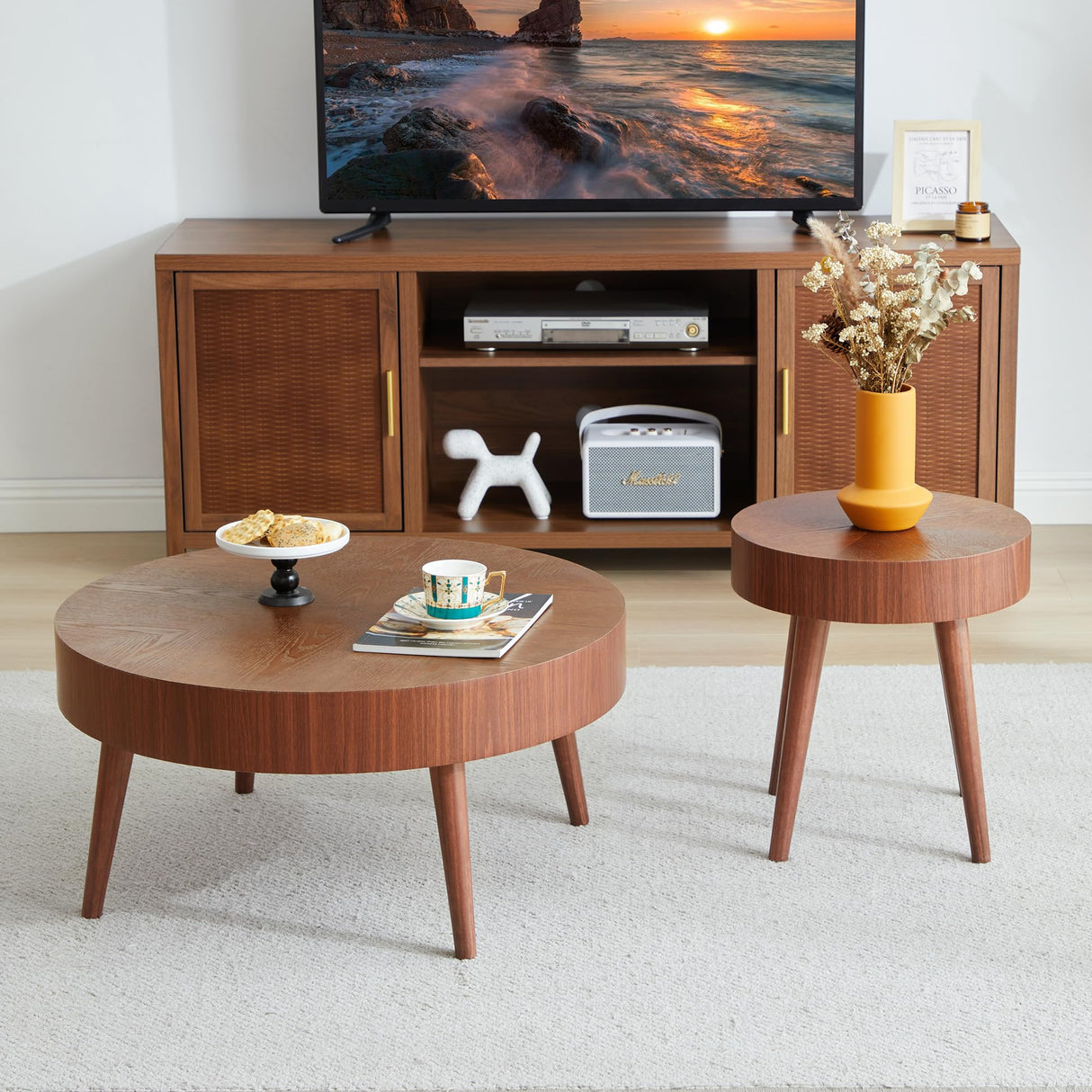 AVZEAR Nesting Round Coffee Table Set of 2, Mid Century Modern Coffee Table, Natural Wood Nesting Tables Walnut Side Table and Farmhouse End Table Set for Living Room Bedroom, Cafe, Office(Walnut) AVZEAR