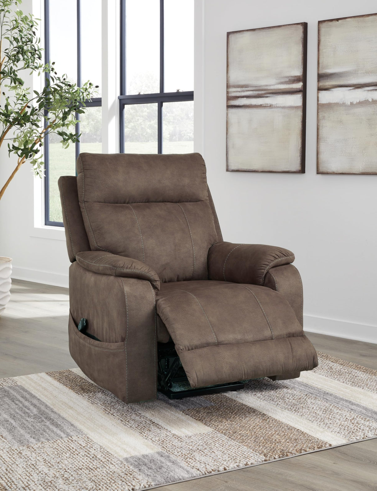 Signature Design by Ashley Crestmeade Modern Dual Motor Power Lift Recliner with Adjustable Backrest, USB Ports, Heat and Massage Function, Dark Brown Signature Design by Ashley