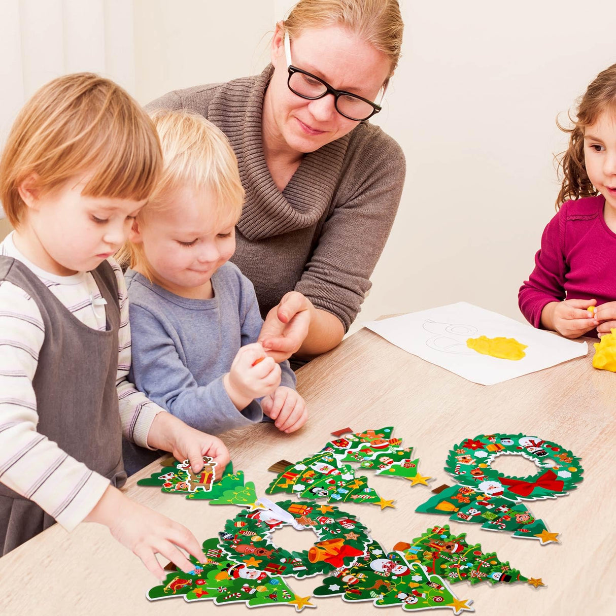 Pasimy 48 Pcs Christmas Crafts Kit for Kids - DIY Tree Ornaments Make Your Own Craft Set for Ages 3-12 Pasimy