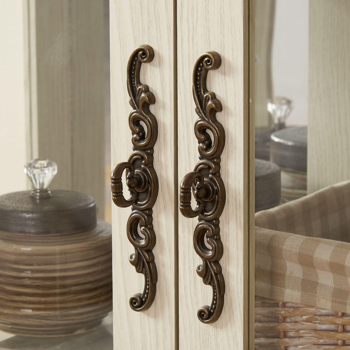 CKEASEAN Lighted Curio Cabinet, 44" H Glass Display Cabinet with 3-Tier Adjustable Glass Shelves, China Cabinet with Mirrored Back Panel for Living Room, Light Blub Included(White) CKEASEAN