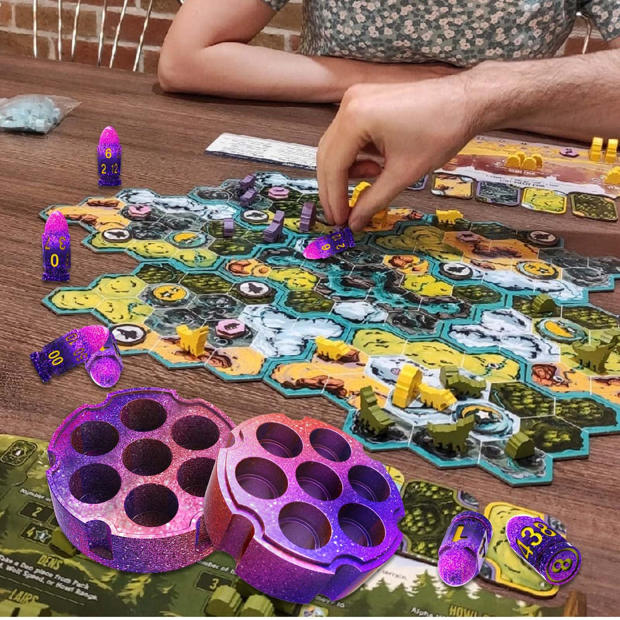 Juome Dice Resin Molds Silicone with Dice Box, DND Dice with Holder Epoxy Resin Molds, Silicone Molds for Epoxy Resin for DIY Dices and Dices Storage Case Making, Table Board Game Dice Lovers Gift Juome